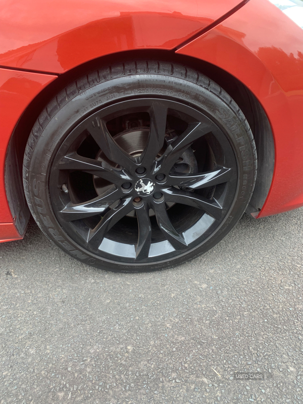 Peugeot RCZ COUPE in Down