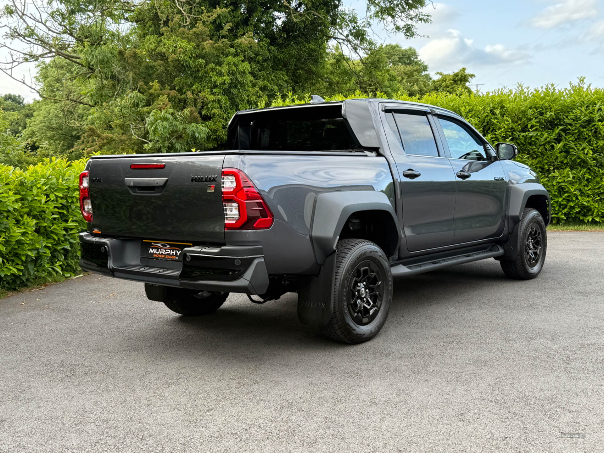 Car Thumbnail 5