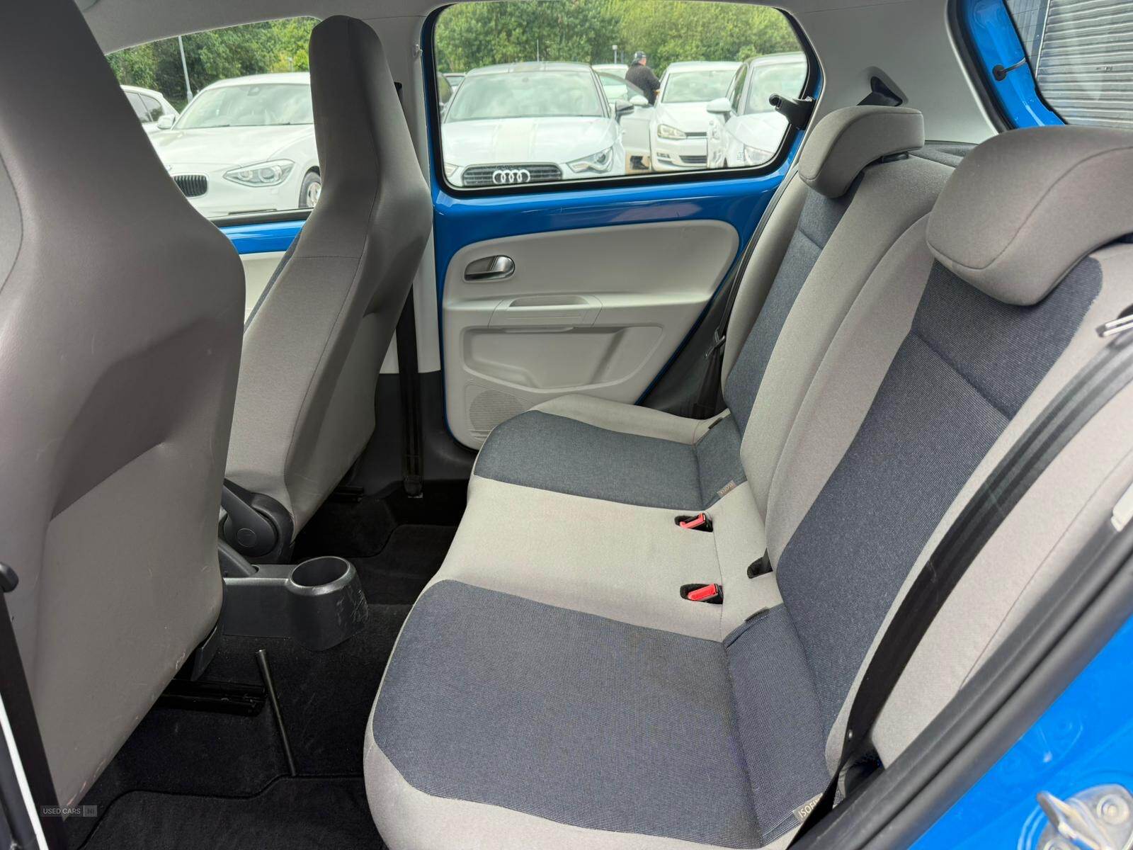 Car Thumbnail 10