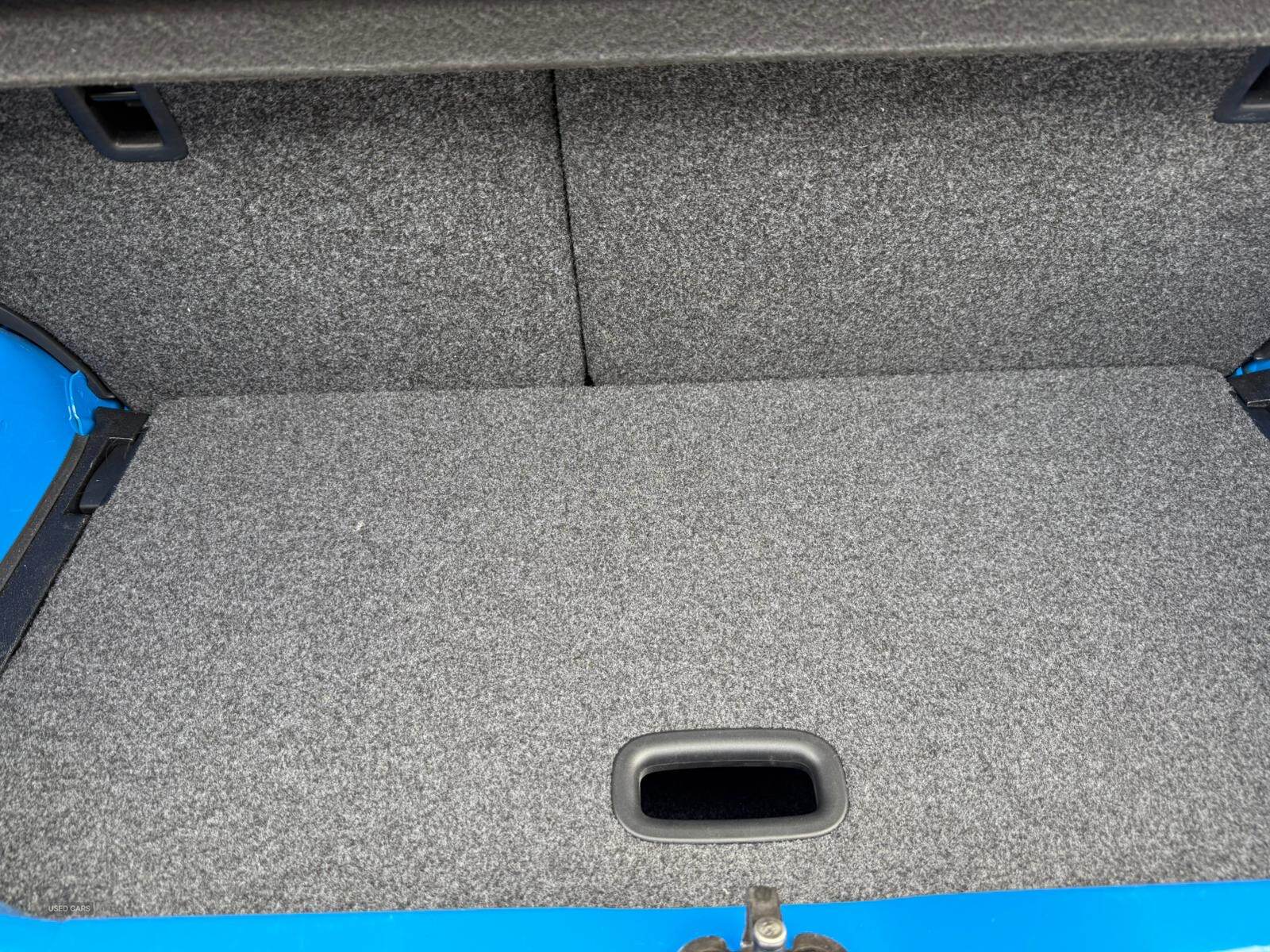 Car Thumbnail 11
