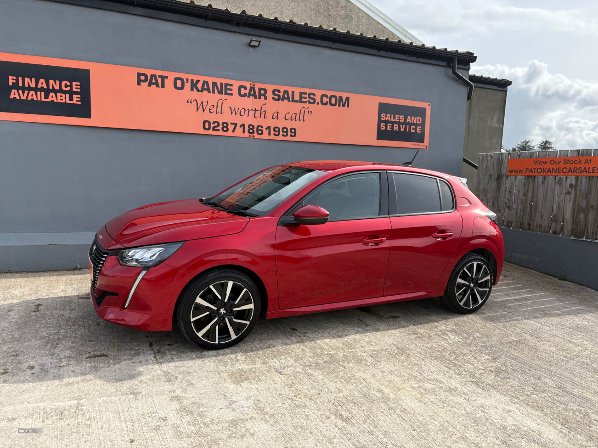 Peugeot 208 HATCHBACK in Derry / Londonderry