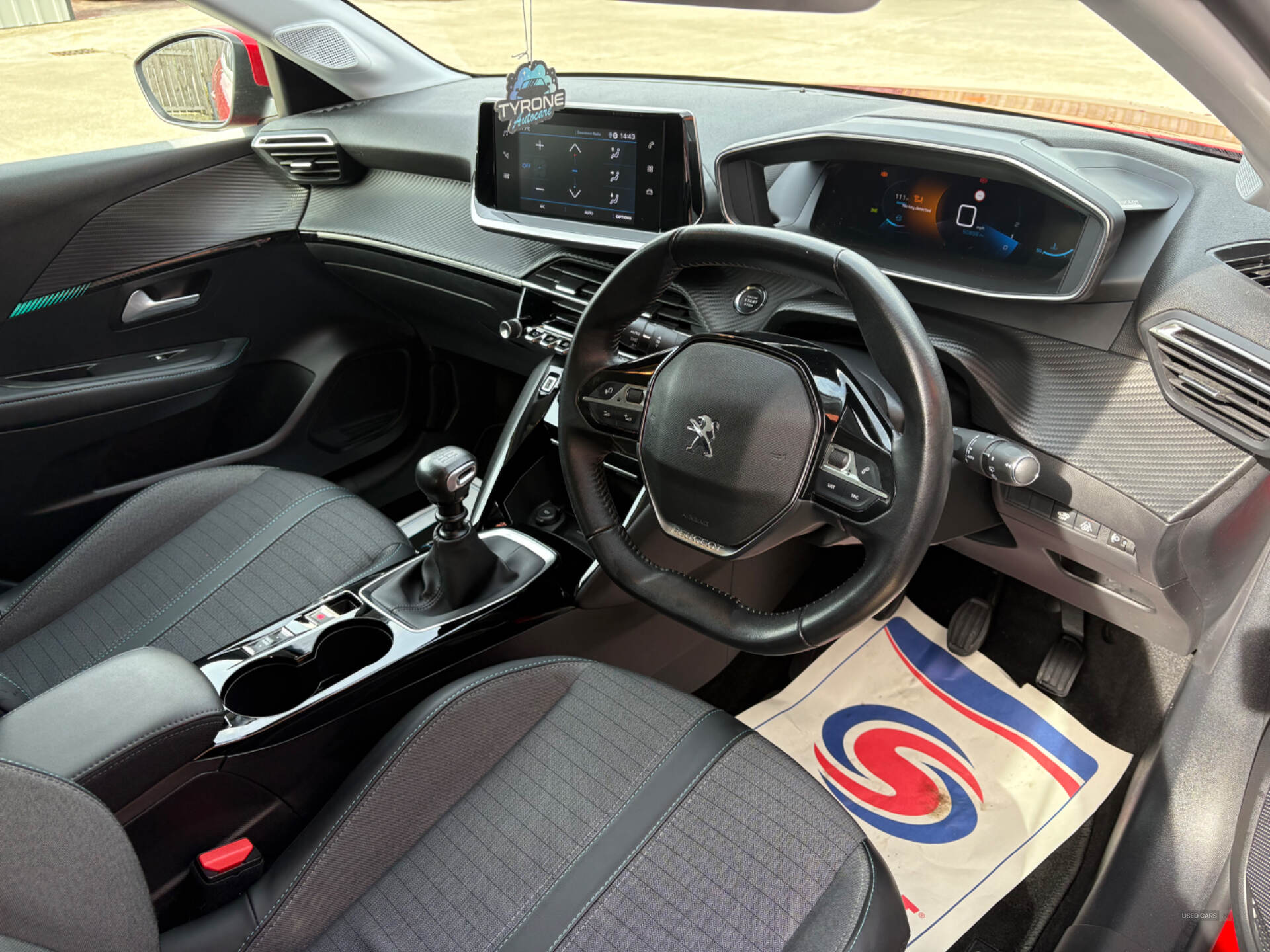 Peugeot 208 HATCHBACK in Derry / Londonderry