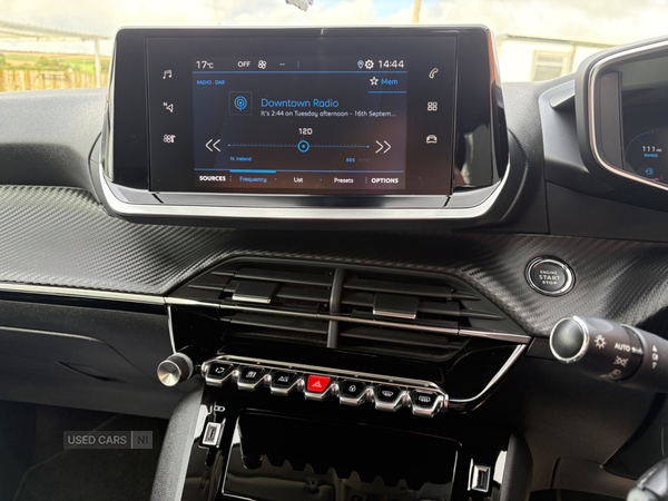 Peugeot 208 HATCHBACK in Derry / Londonderry