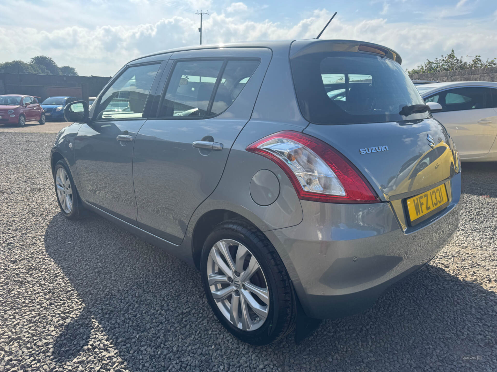 Car Thumbnail 6