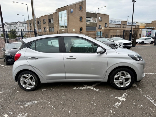 Hyundai i10 HATCHBACK in Down