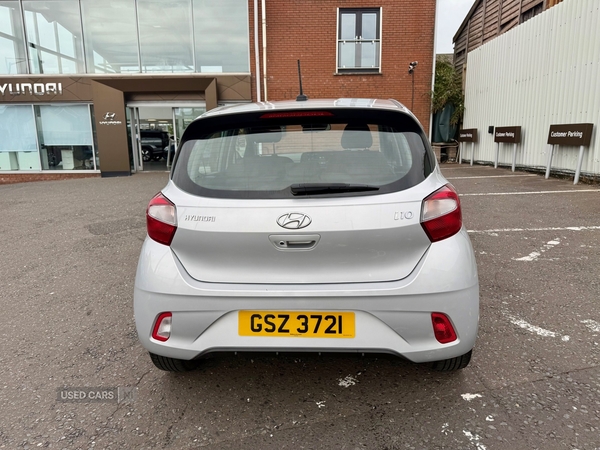 Hyundai i10 HATCHBACK in Down