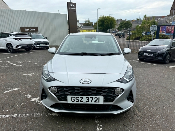 Hyundai i10 HATCHBACK in Down