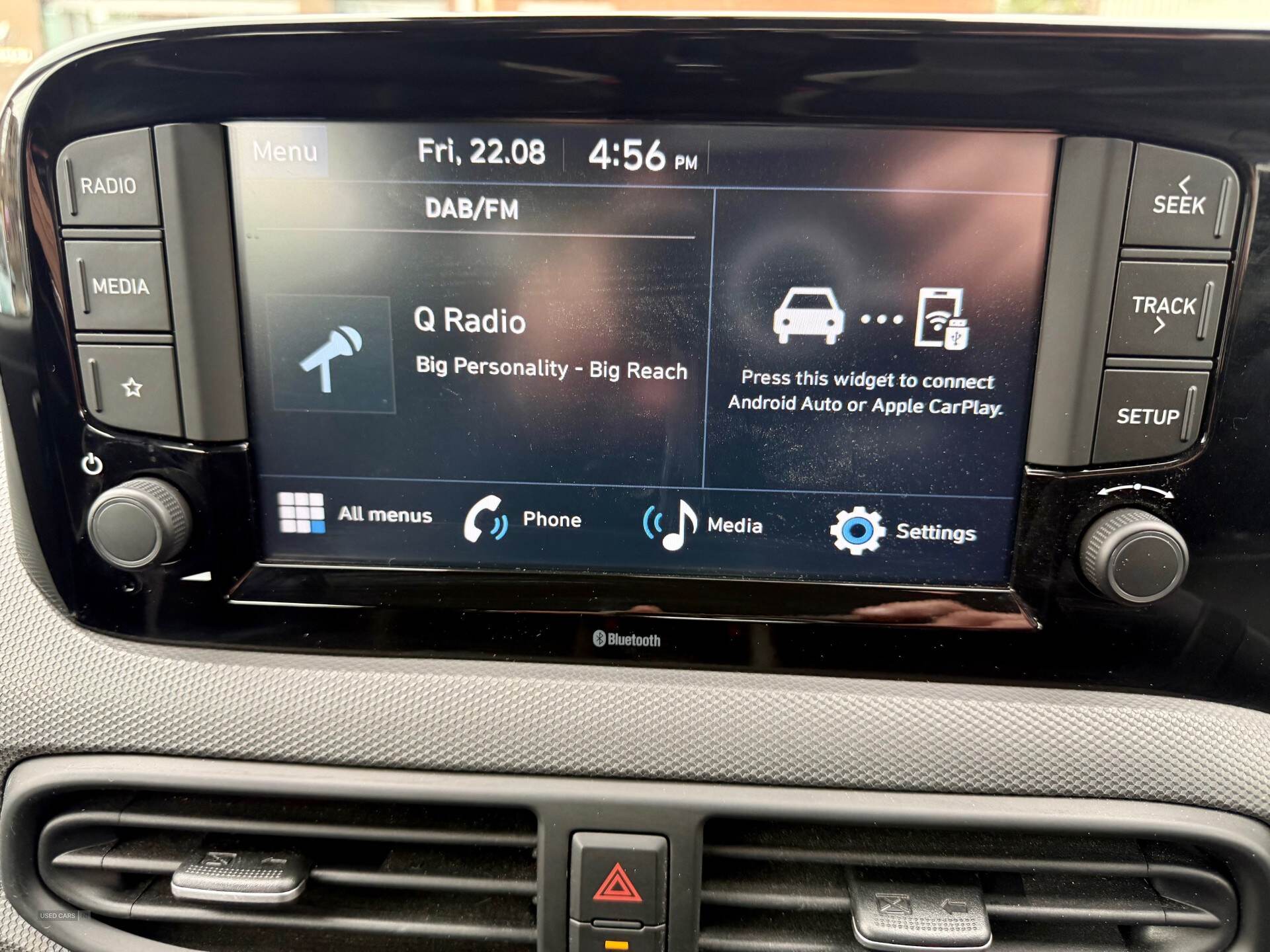 Hyundai i10 HATCHBACK in Down