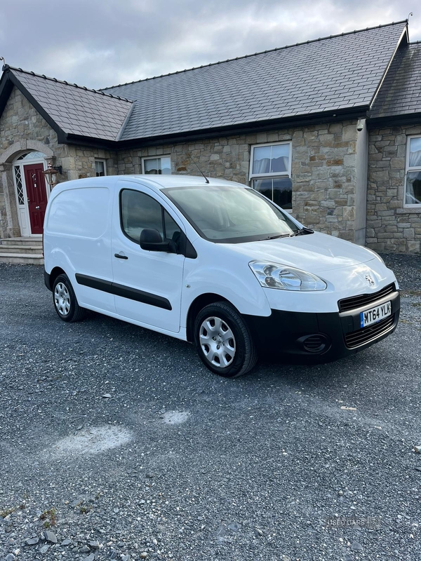 Peugeot Partner L1 DIESEL in Down