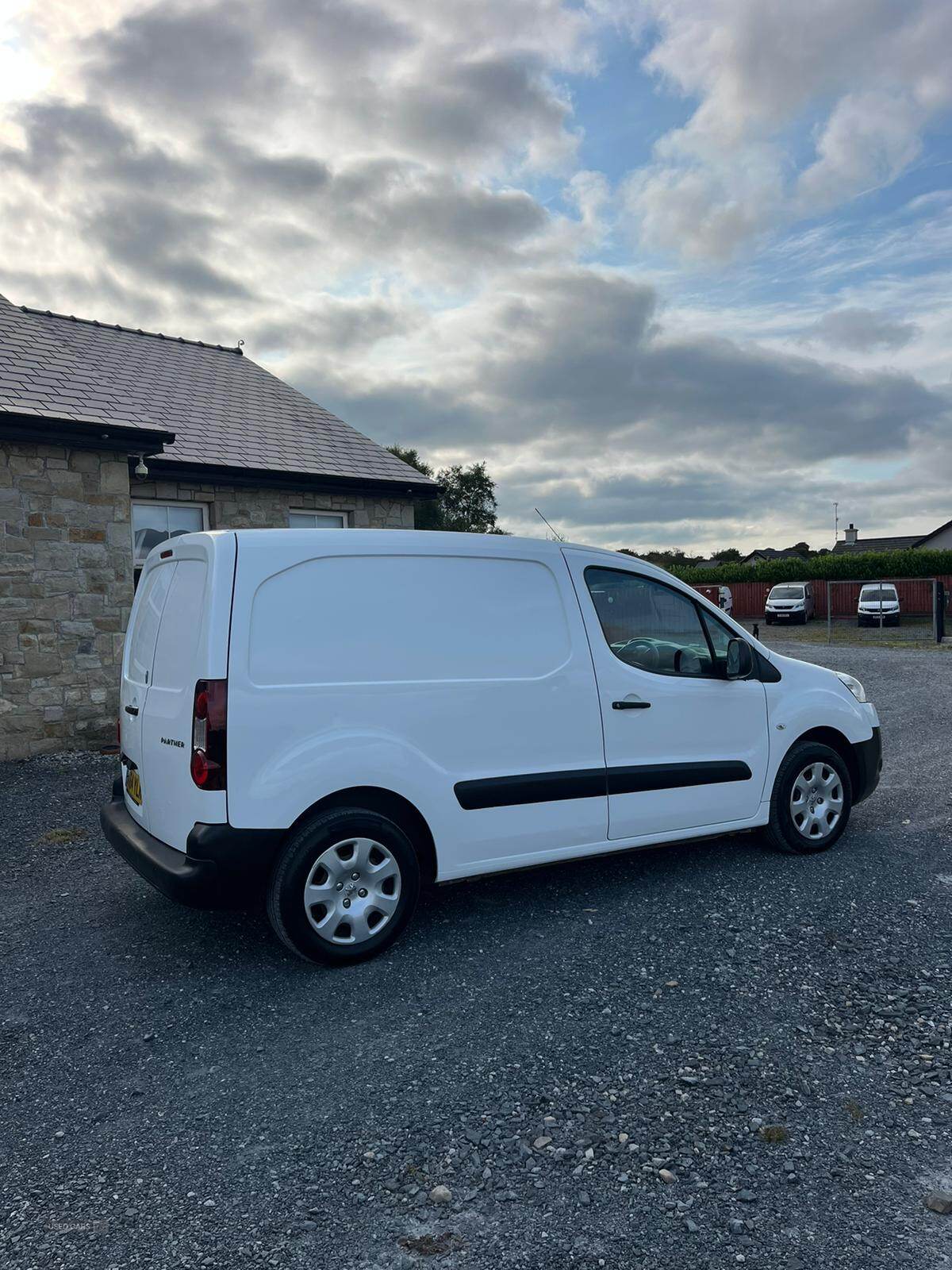 Peugeot Partner L1 DIESEL in Down