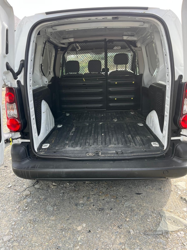 Peugeot Partner L1 DIESEL in Down