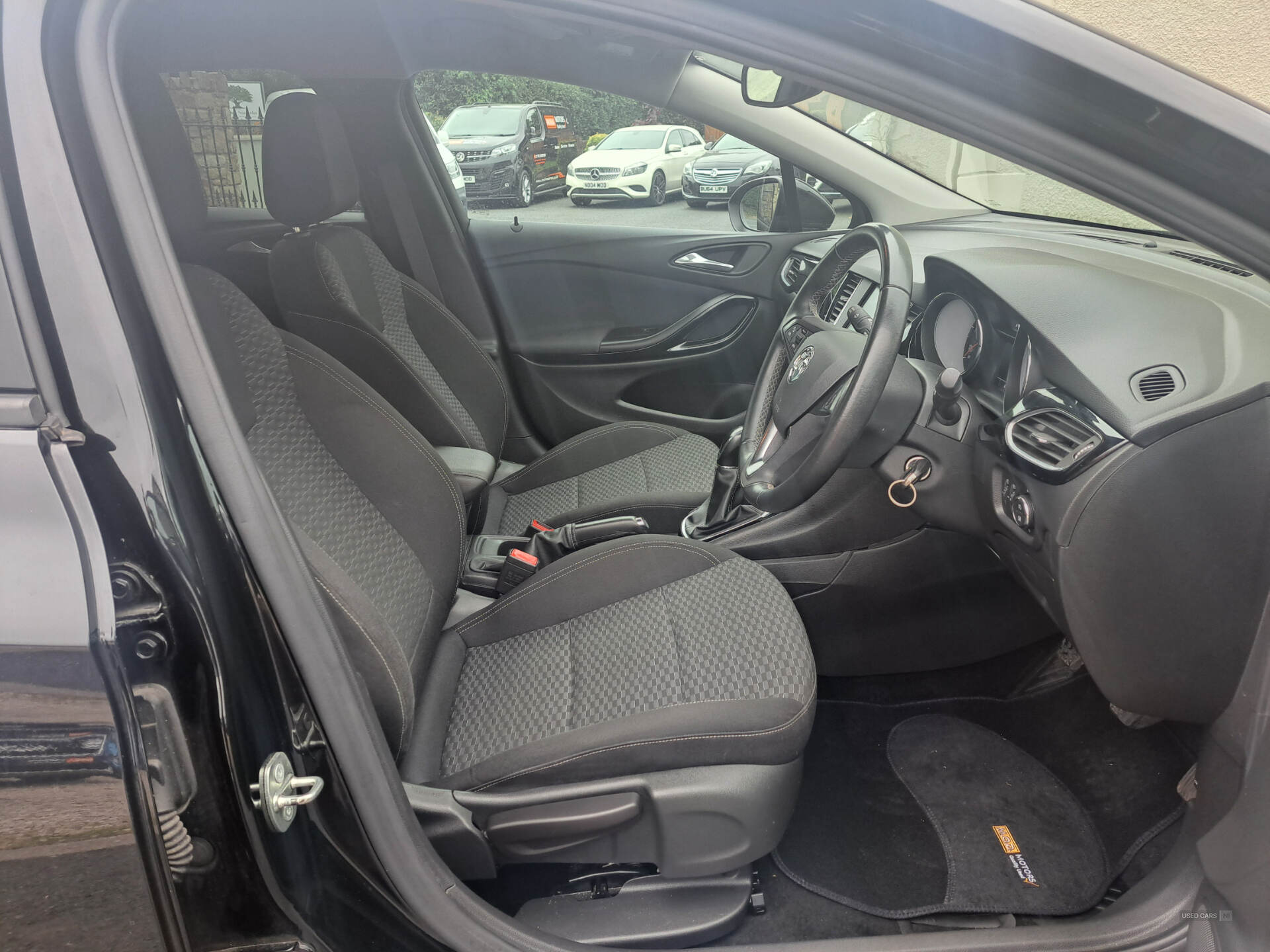 Vauxhall Astra DIESEL HATCHBACK in Tyrone