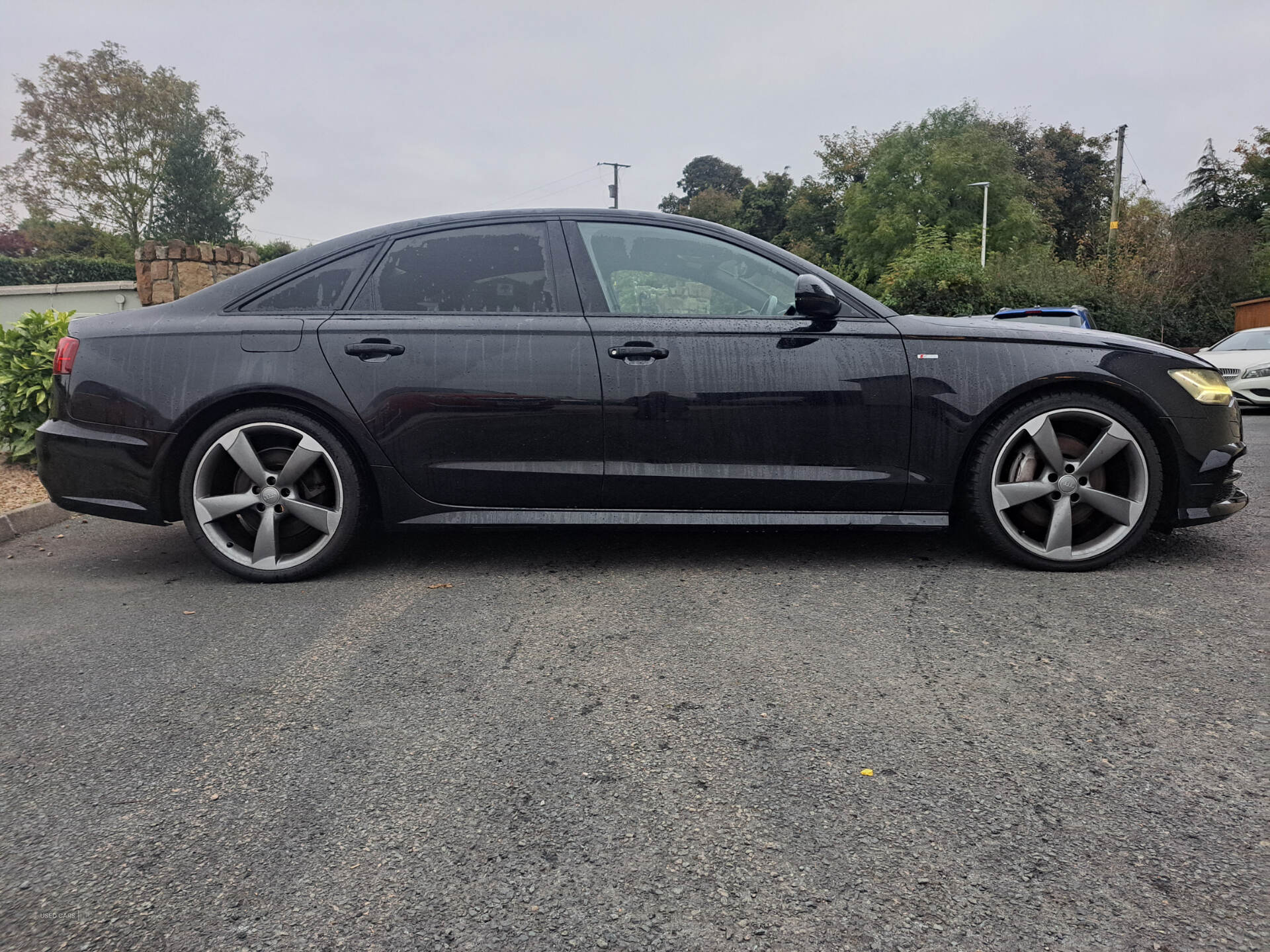 Car Thumbnail 5