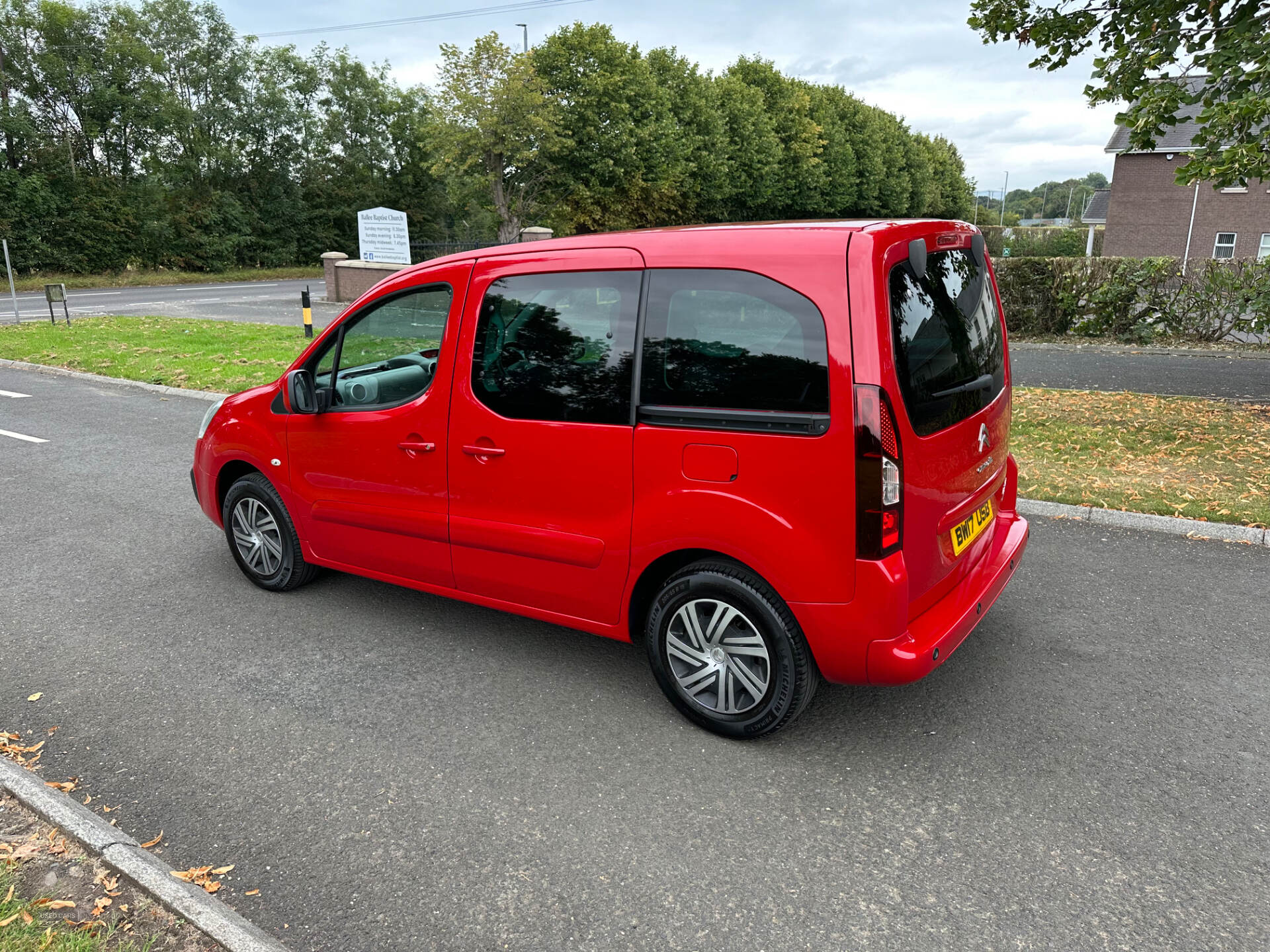 Car Thumbnail 2