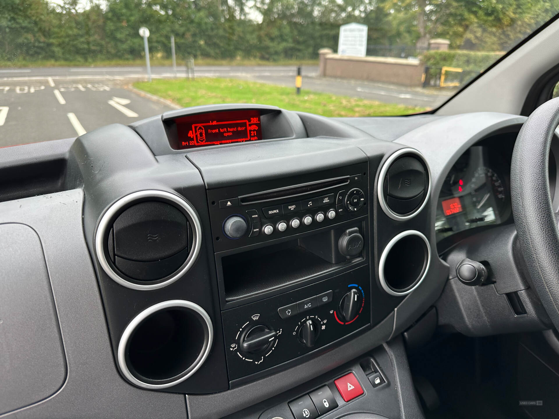 Car Thumbnail 13