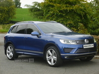 Volkswagen Touareg in Down