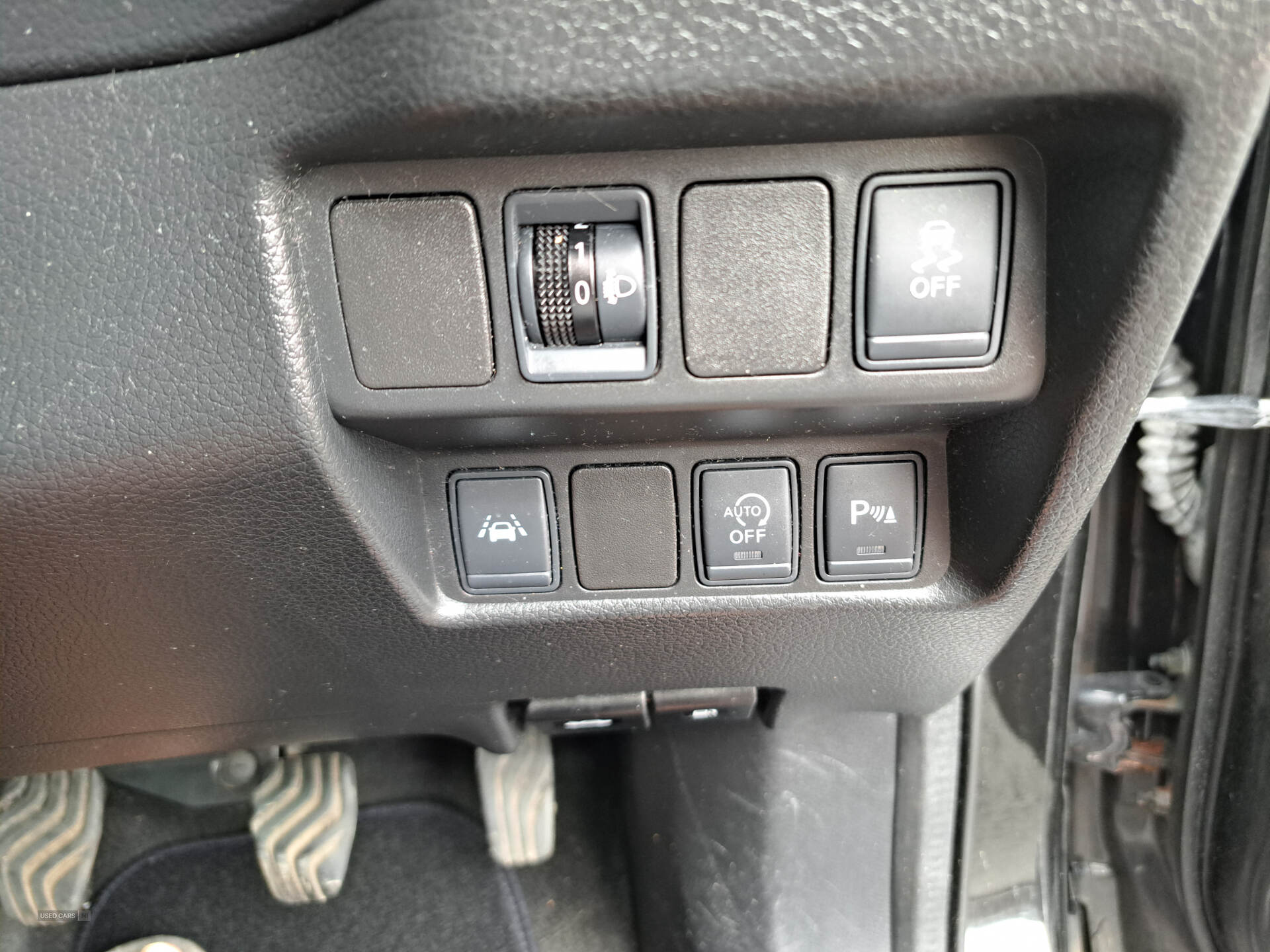 Car Thumbnail 8