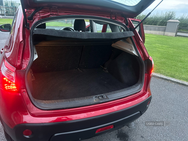 Nissan Qashqai DIESEL HATCHBACK in Armagh