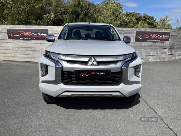 Mitsubishi L200 DIESEL in Down
