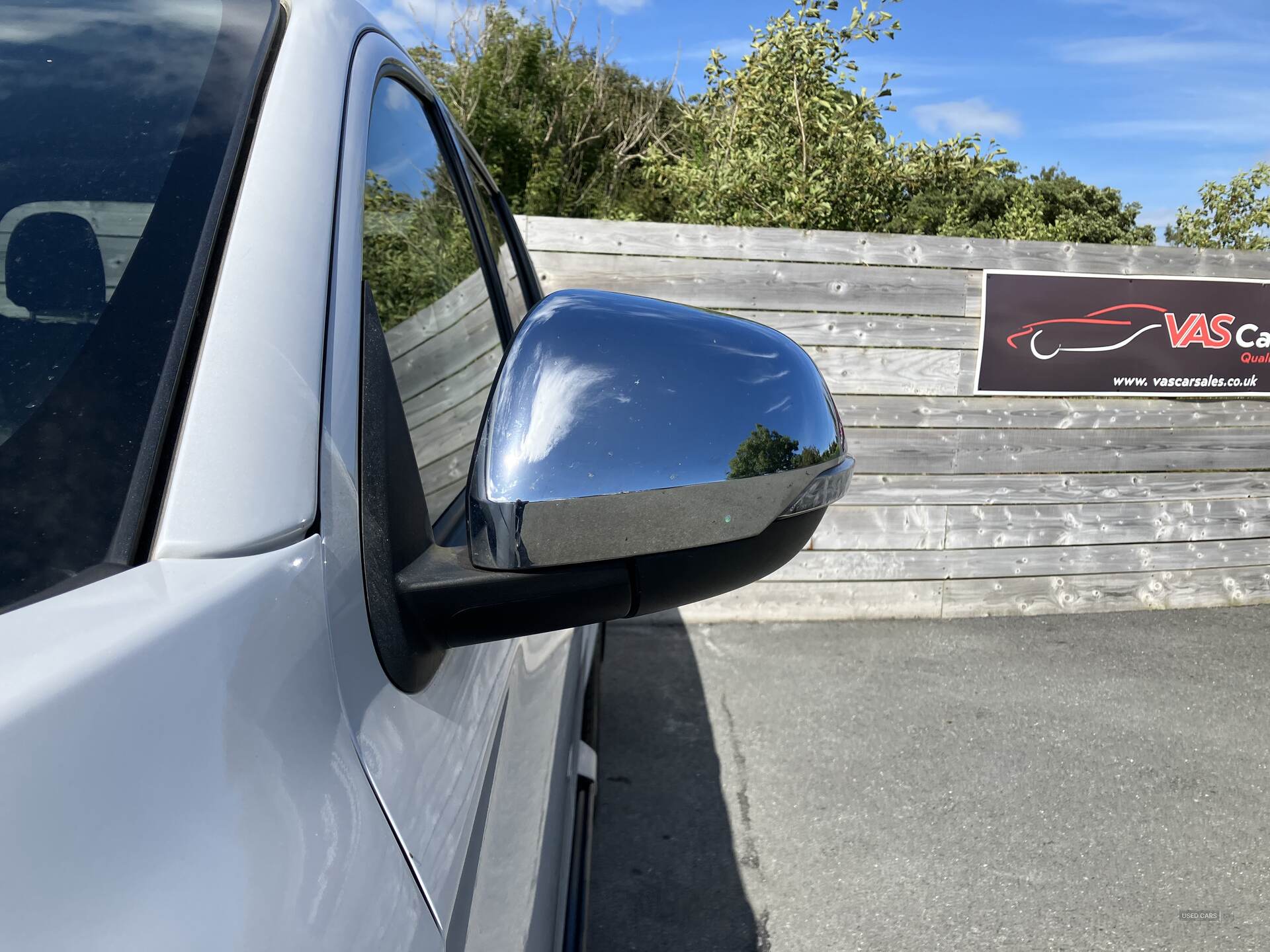Mitsubishi L200 DIESEL in Down