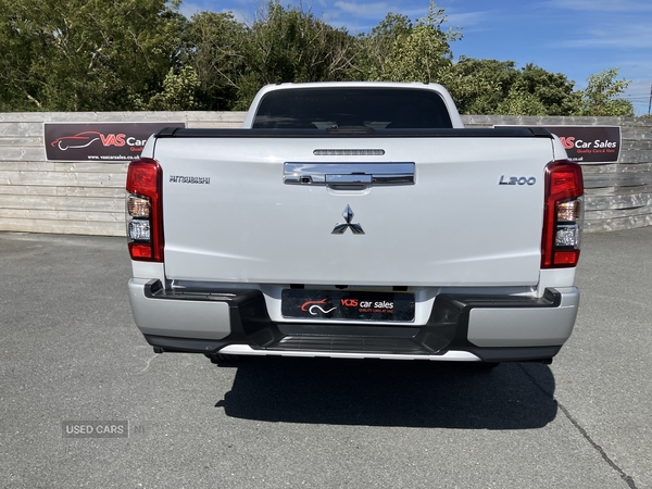 Mitsubishi L200 DIESEL in Down