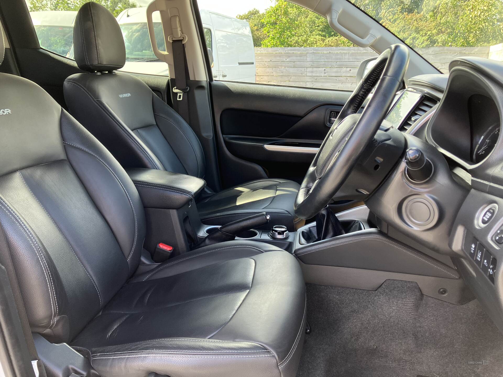 Mitsubishi L200 DIESEL in Down