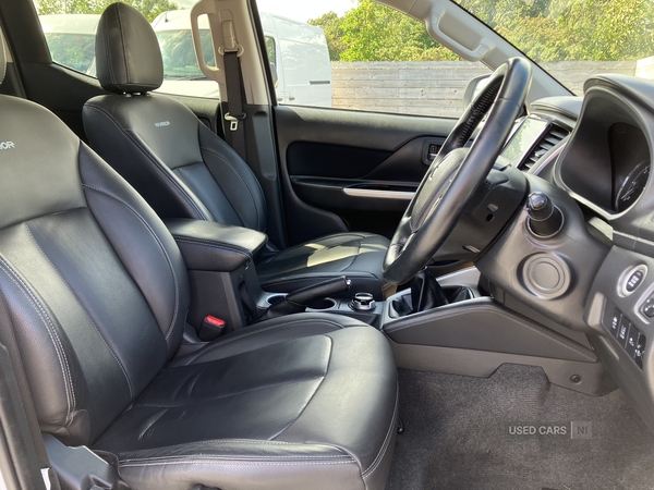 Mitsubishi L200 DIESEL in Down