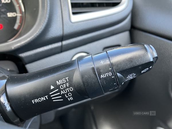 Mitsubishi L200 DIESEL in Down