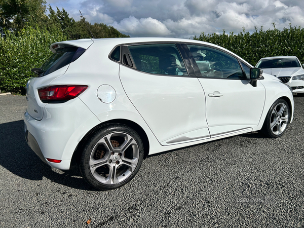 Renault Clio DIESEL HATCHBACK in Antrim