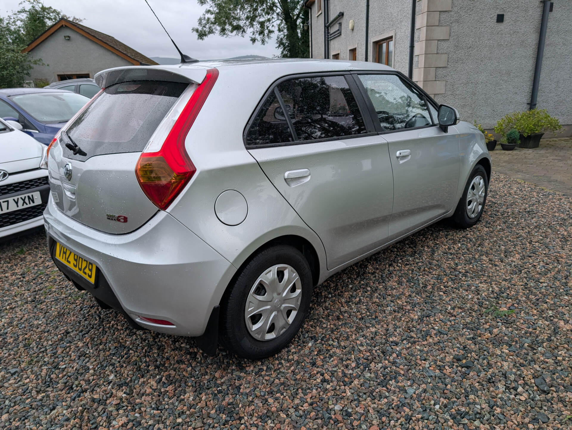 Car Thumbnail 3