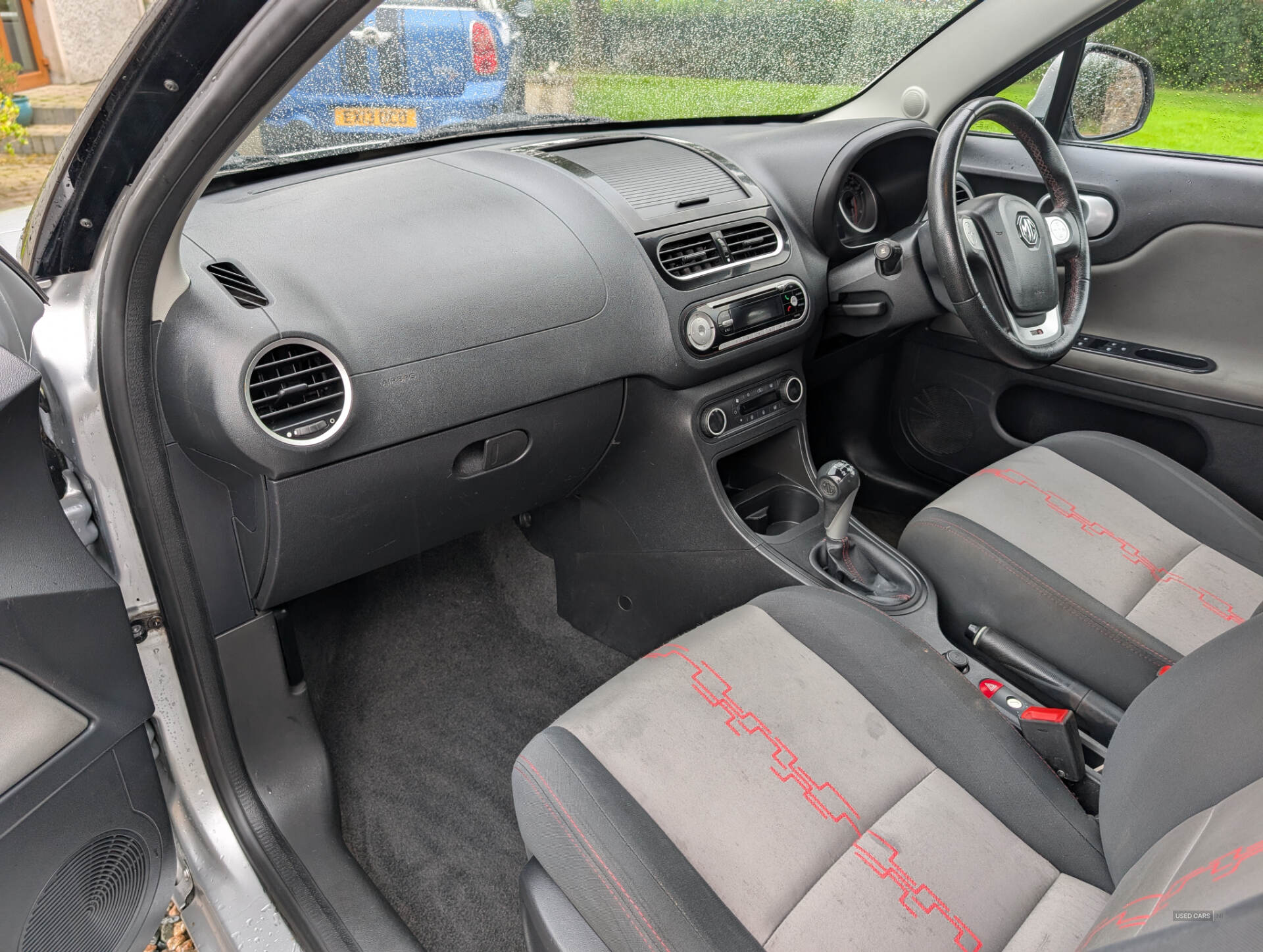 Car Thumbnail 8