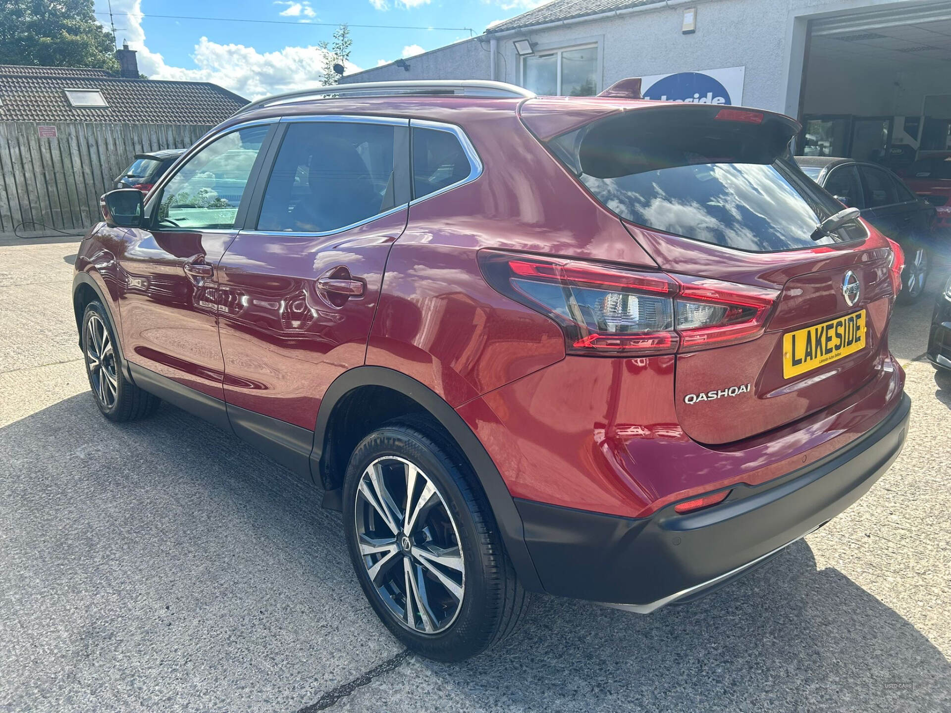 Nissan Qashqai DIESEL HATCHBACK in Down