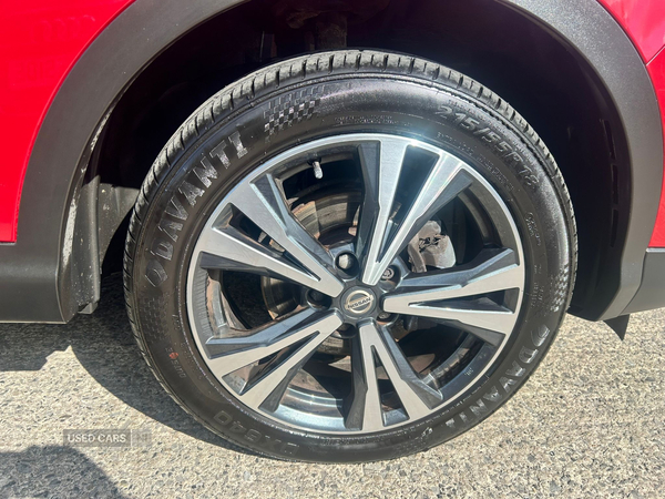 Nissan Qashqai DIESEL HATCHBACK in Down