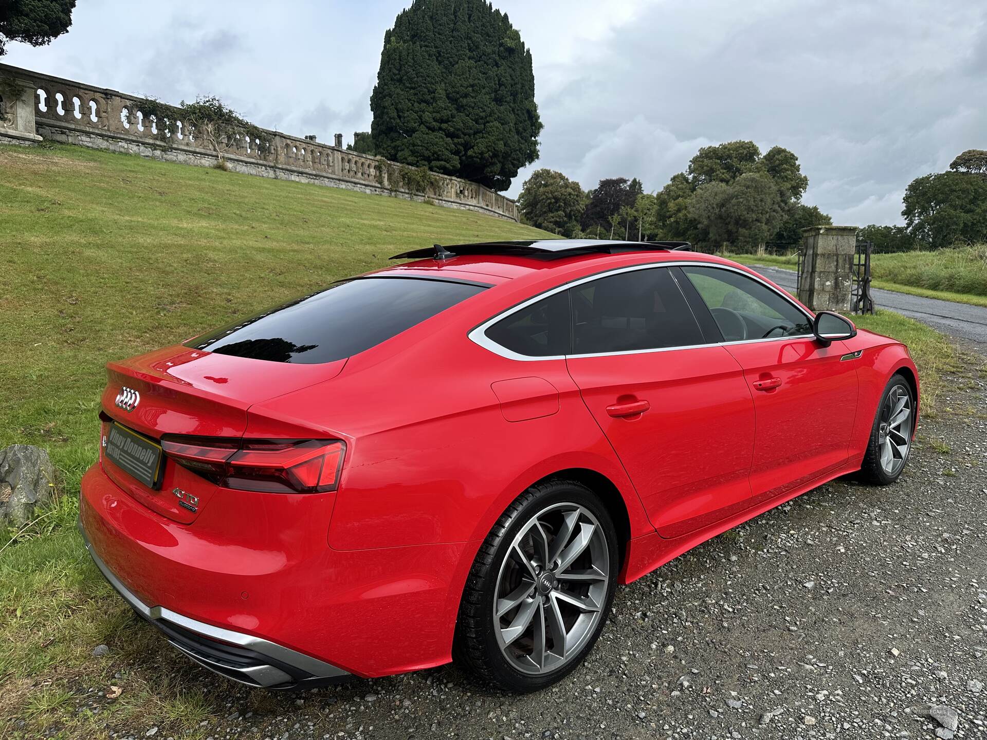 Car Thumbnail 12
