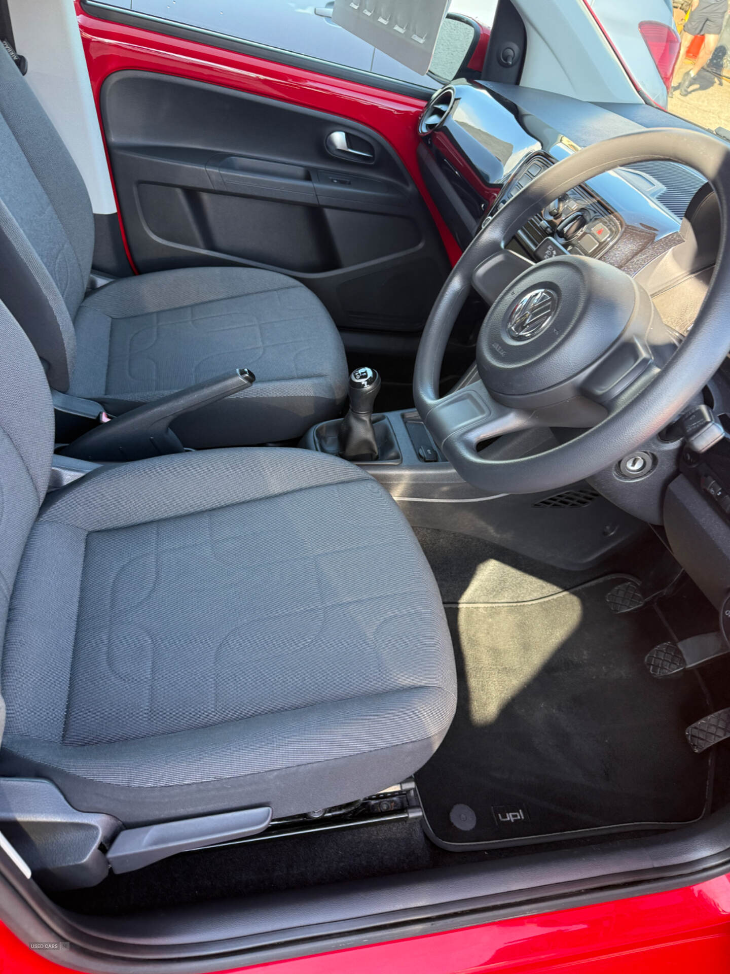 Car Thumbnail 6