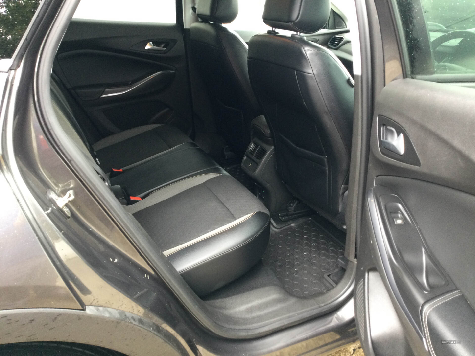 Vauxhall Grandland X DIESEL HATCHBACK in Derry / Londonderry