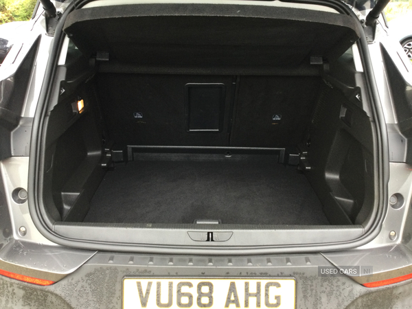 Vauxhall Grandland X DIESEL HATCHBACK in Derry / Londonderry