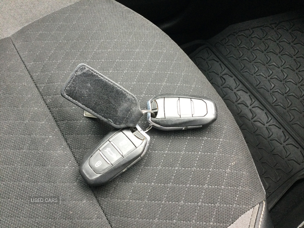 Vauxhall Grandland X DIESEL HATCHBACK in Derry / Londonderry