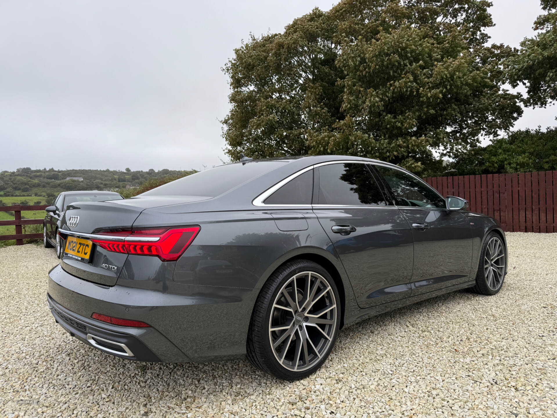 Car Thumbnail 4