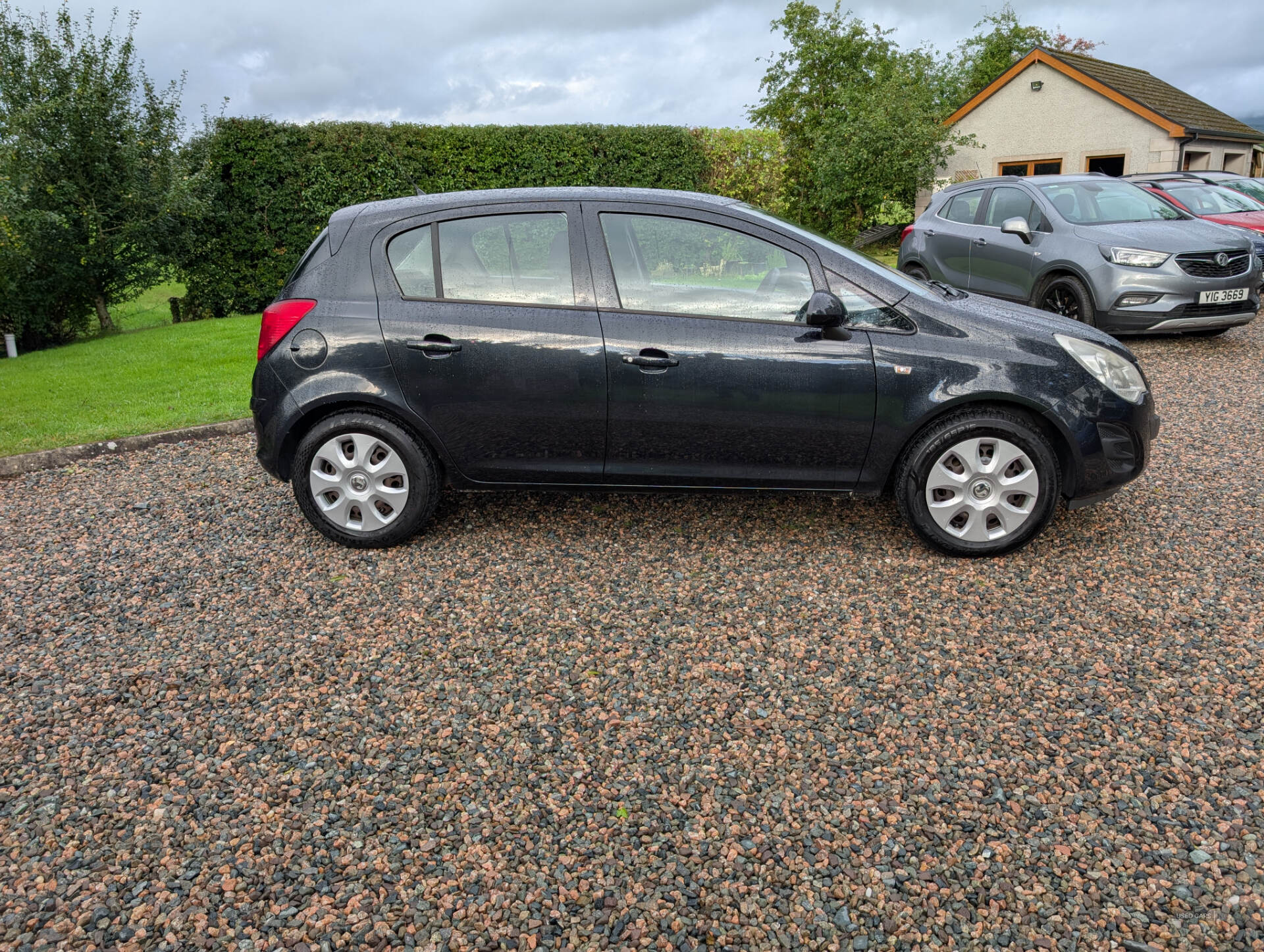 Car Thumbnail 3
