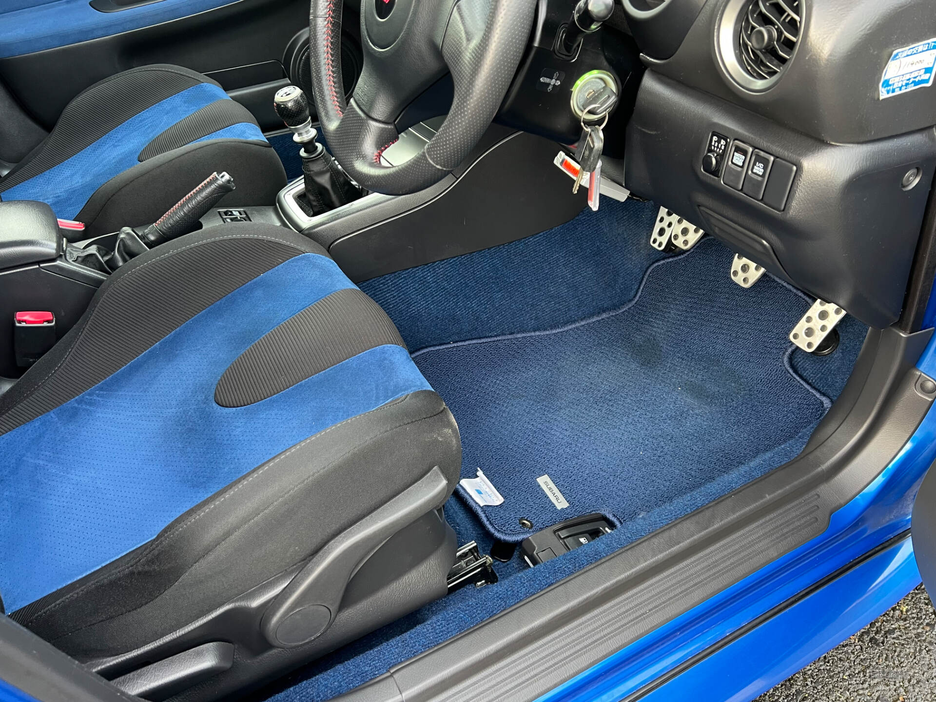 Car Thumbnail 8