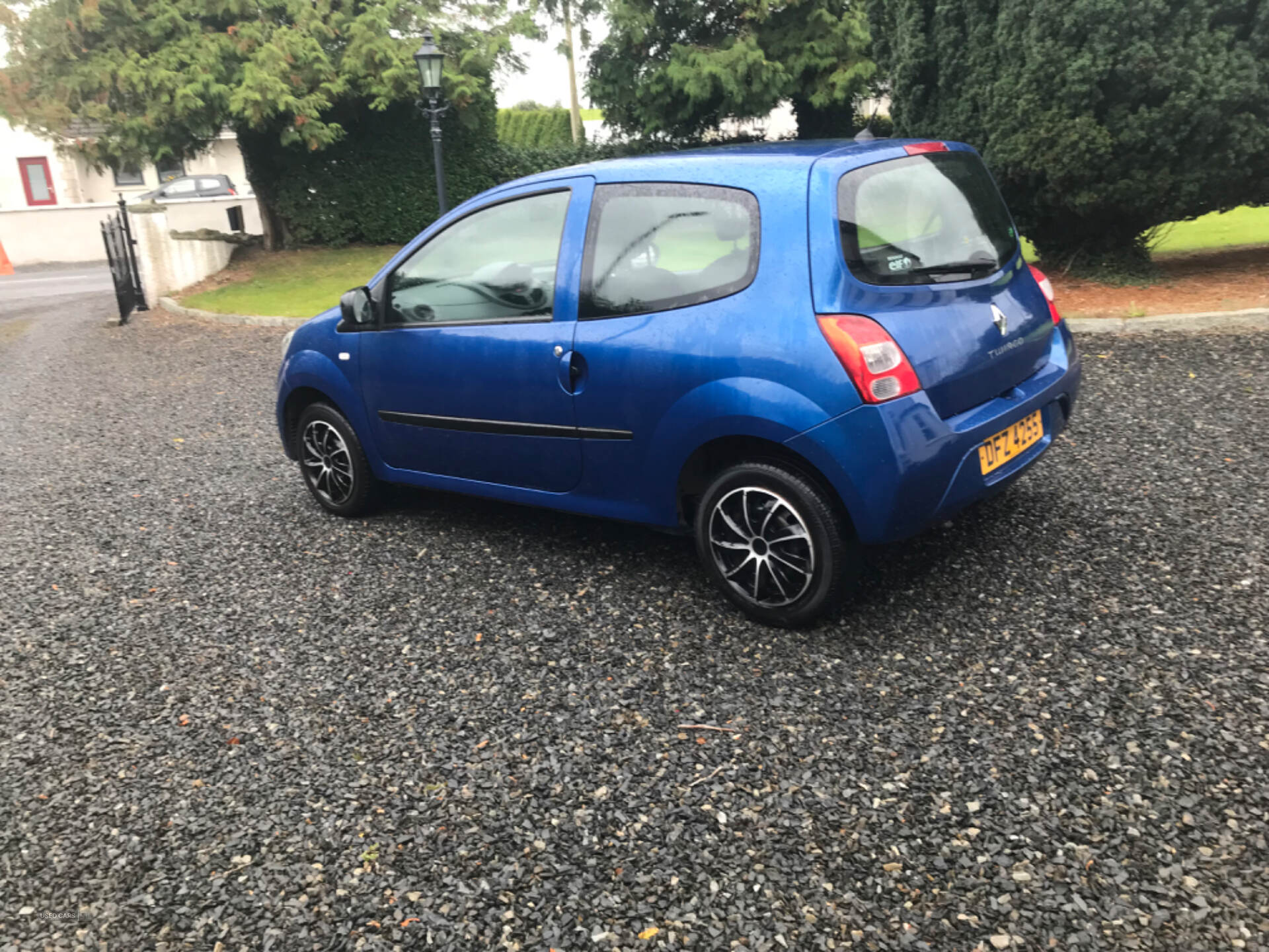 Car Thumbnail 3