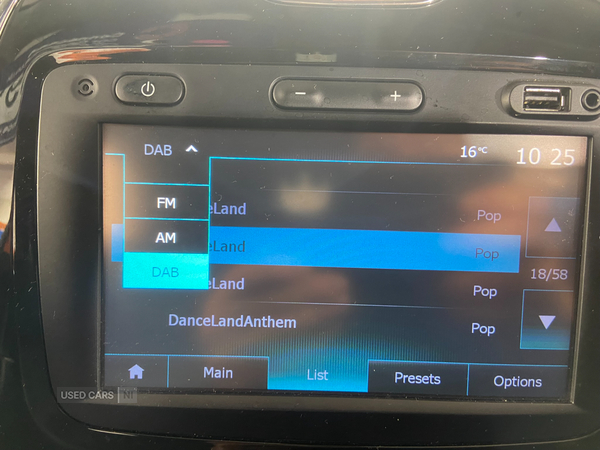Renault Captur DIESEL HATCHBACK in Antrim