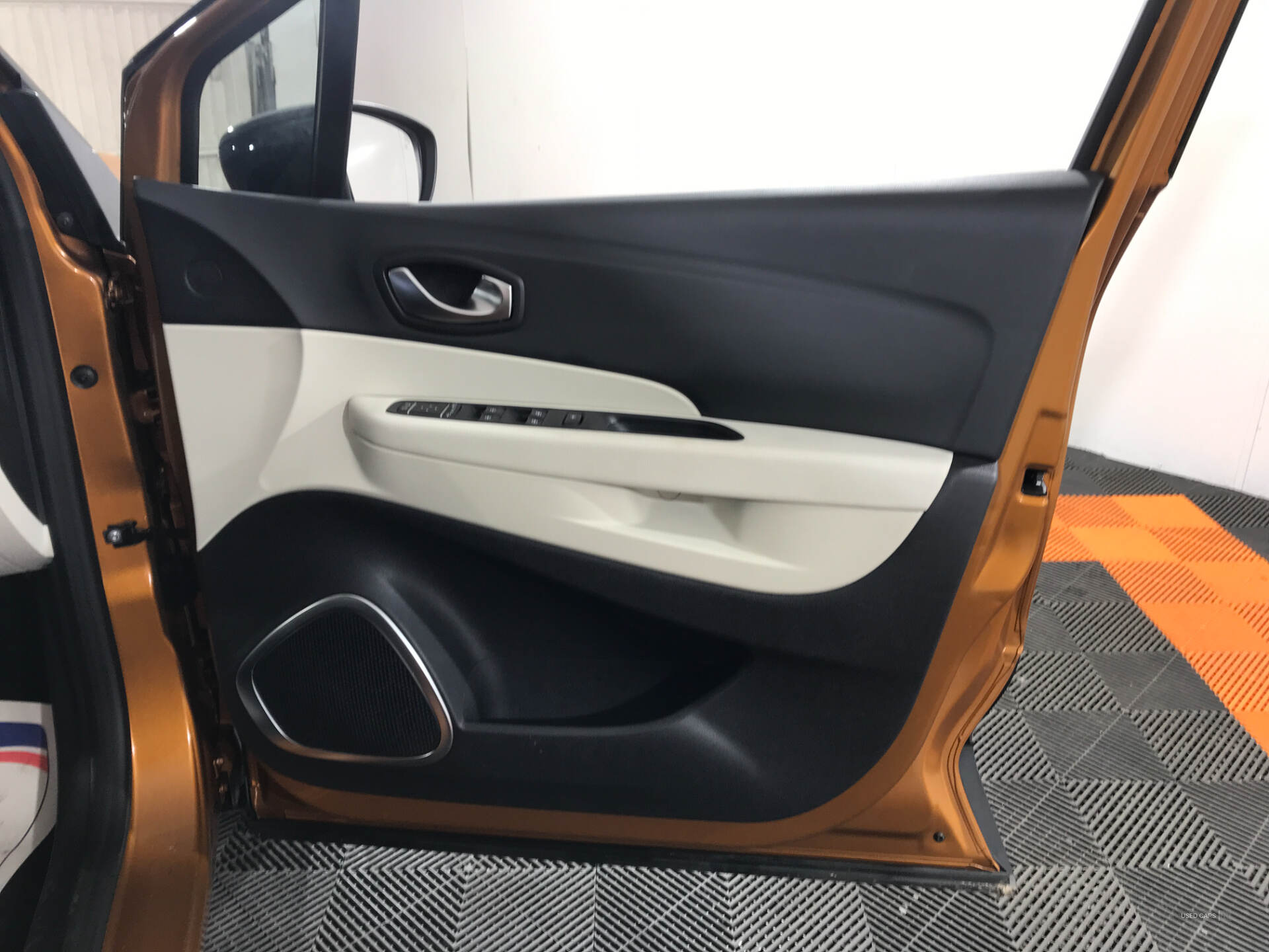 Renault Captur DIESEL HATCHBACK in Antrim