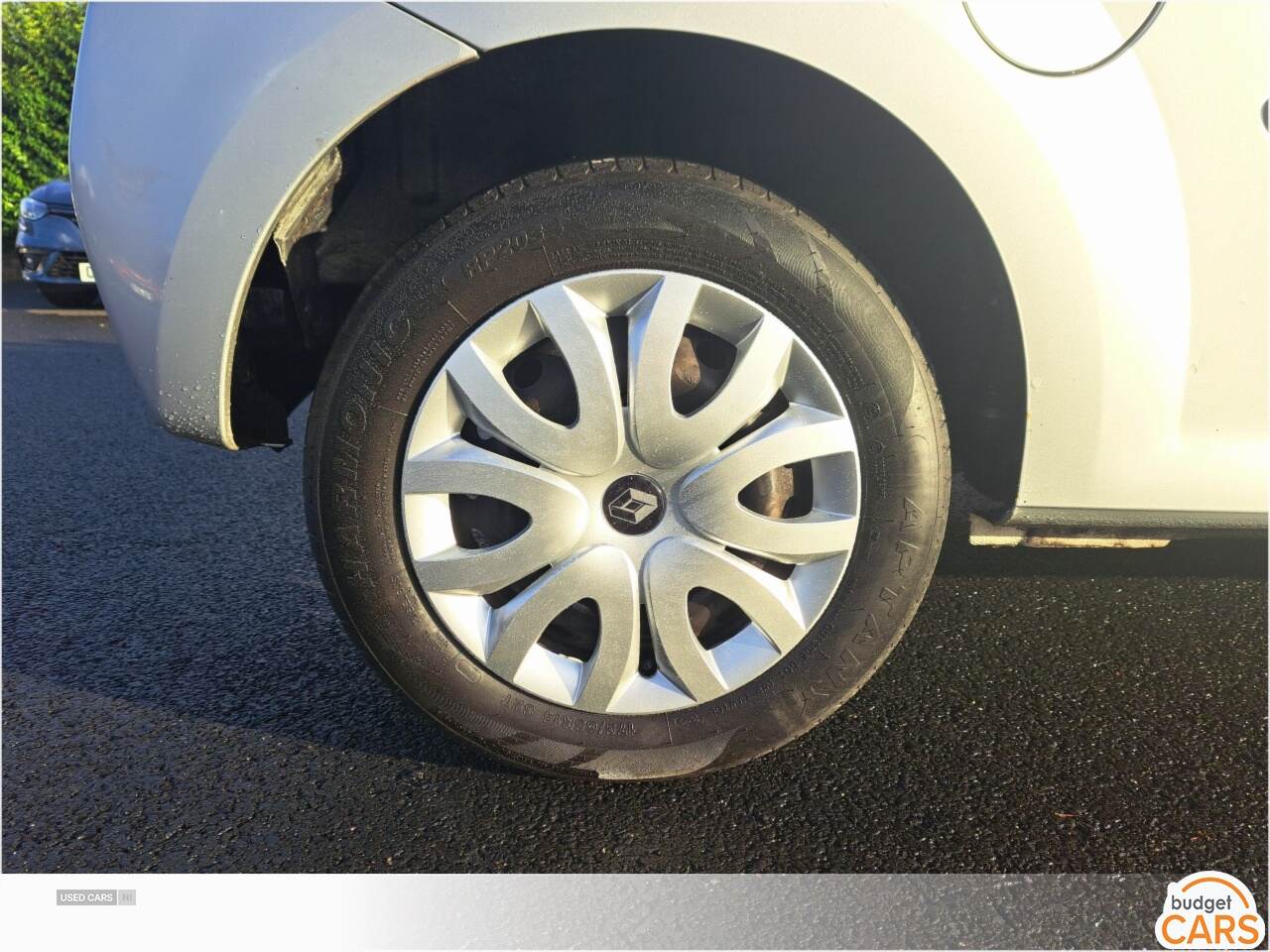 Car Thumbnail 15
