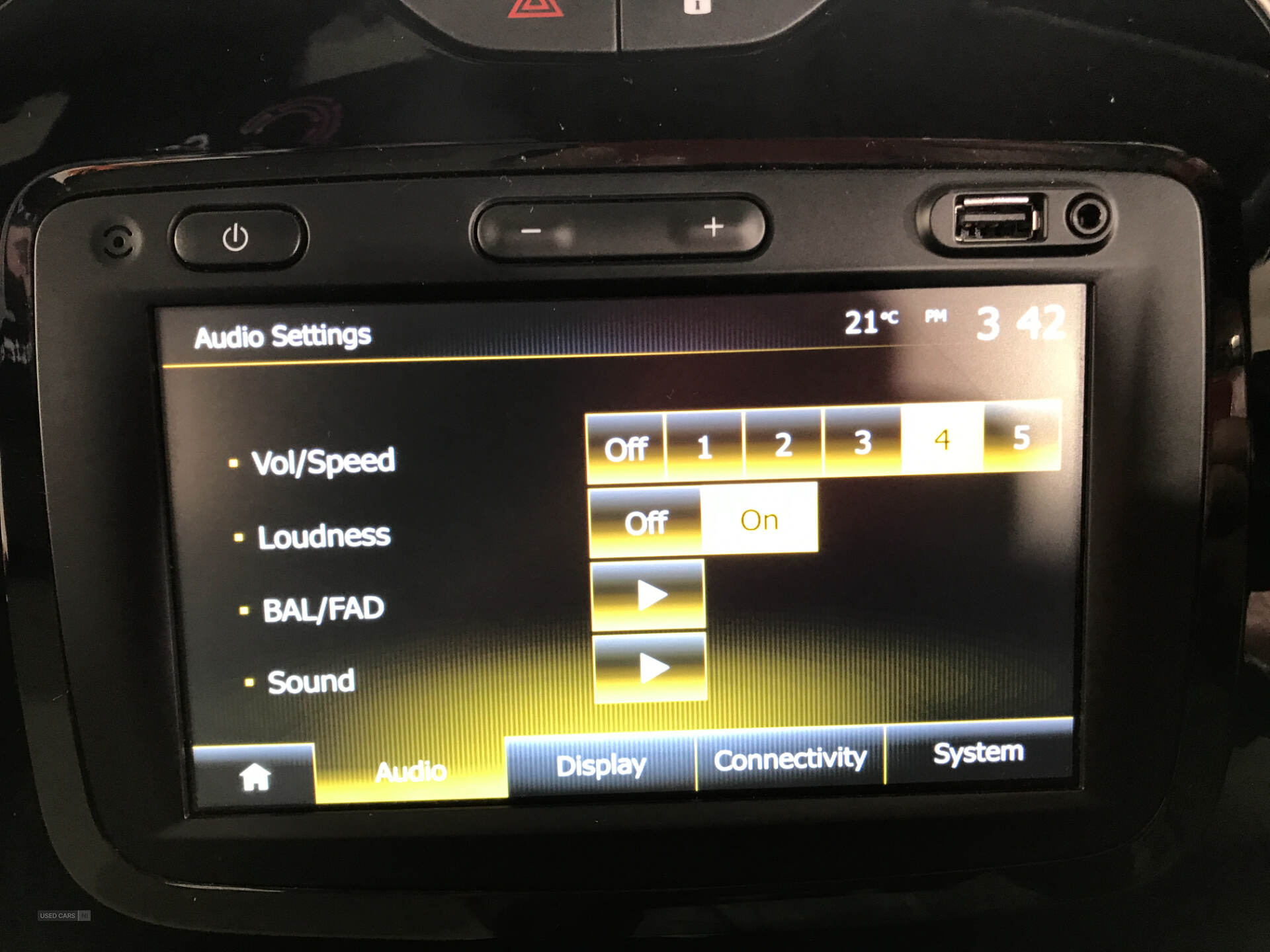 Renault Captur DIESEL HATCHBACK in Antrim