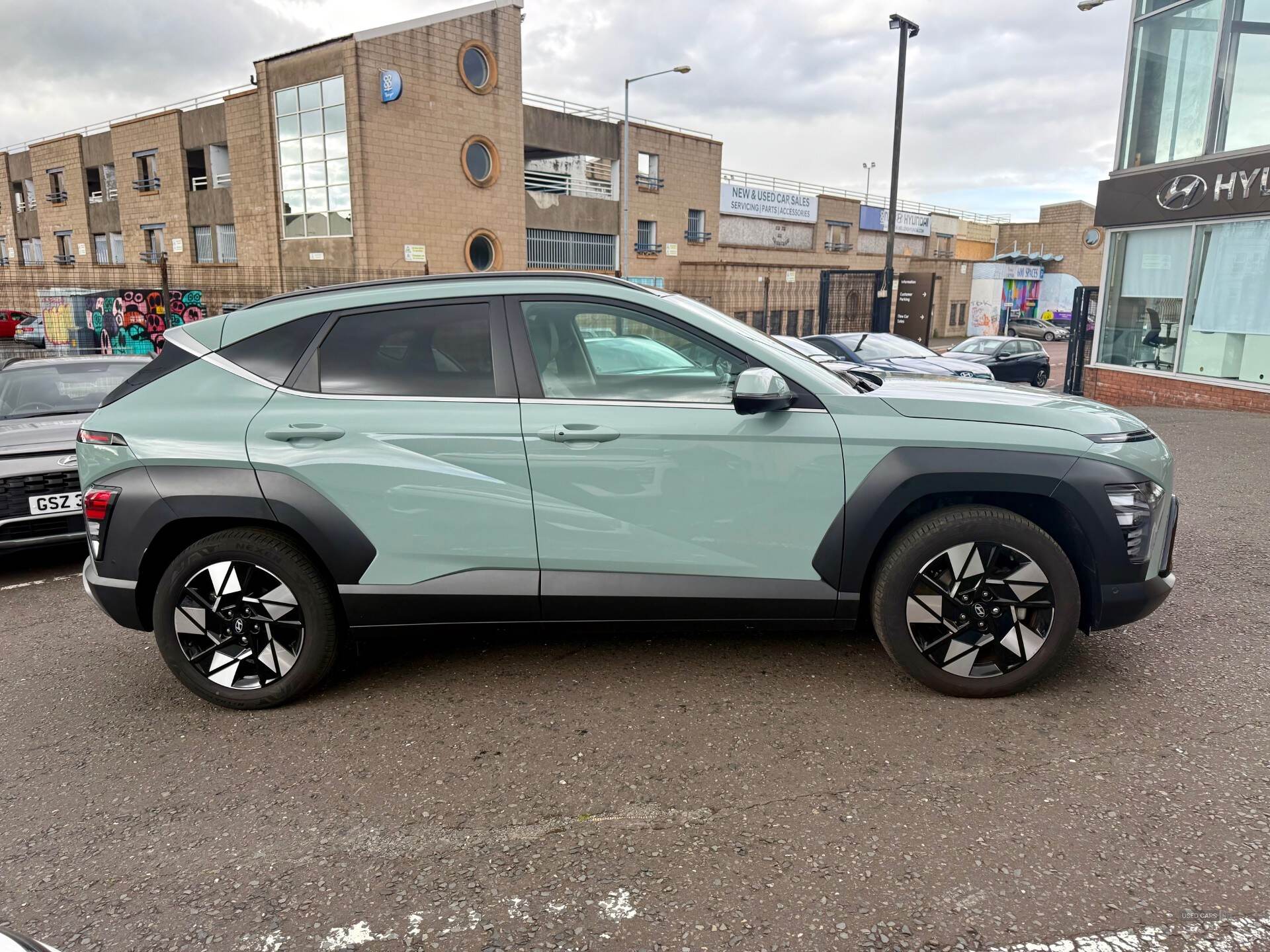 Hyundai Kona HATCHBACK in Down