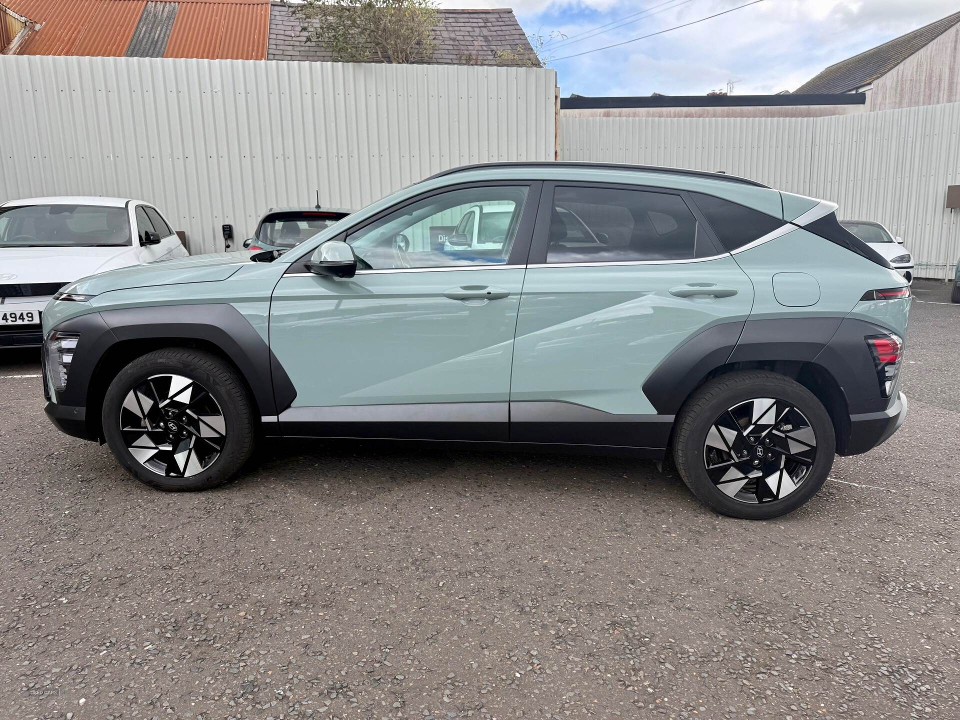 Hyundai Kona HATCHBACK in Down
