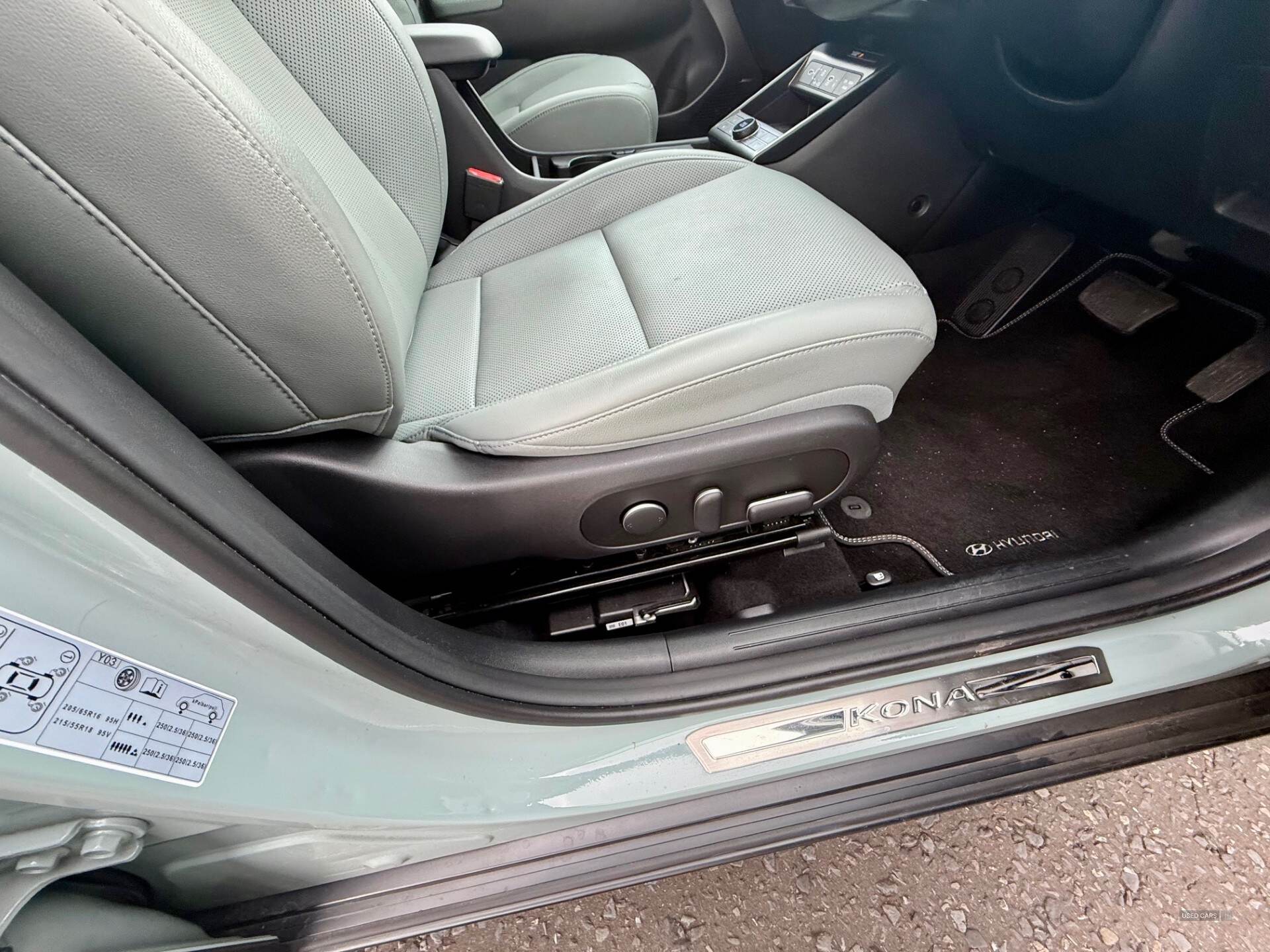 Hyundai Kona HATCHBACK in Down