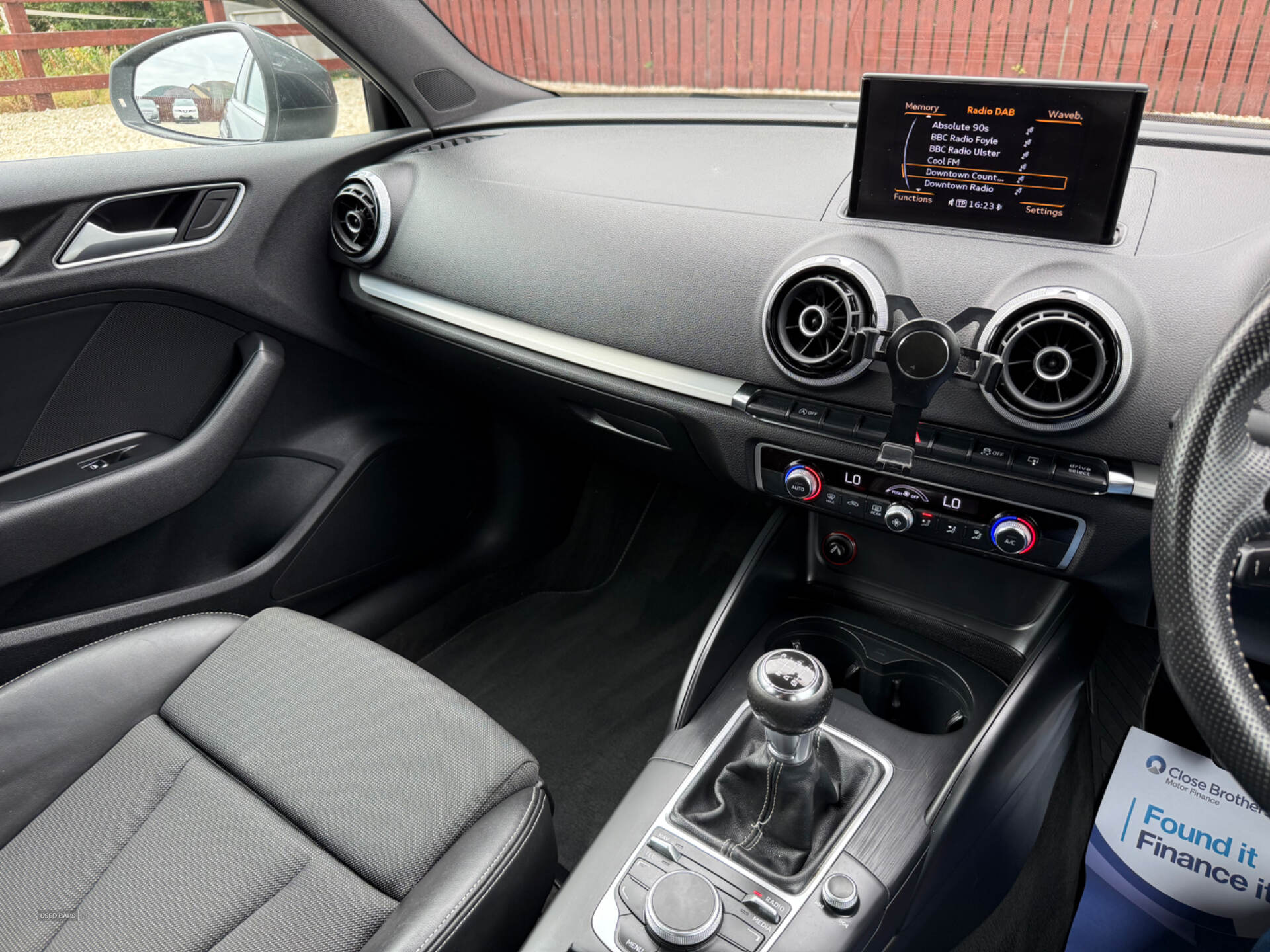 Car Thumbnail 10